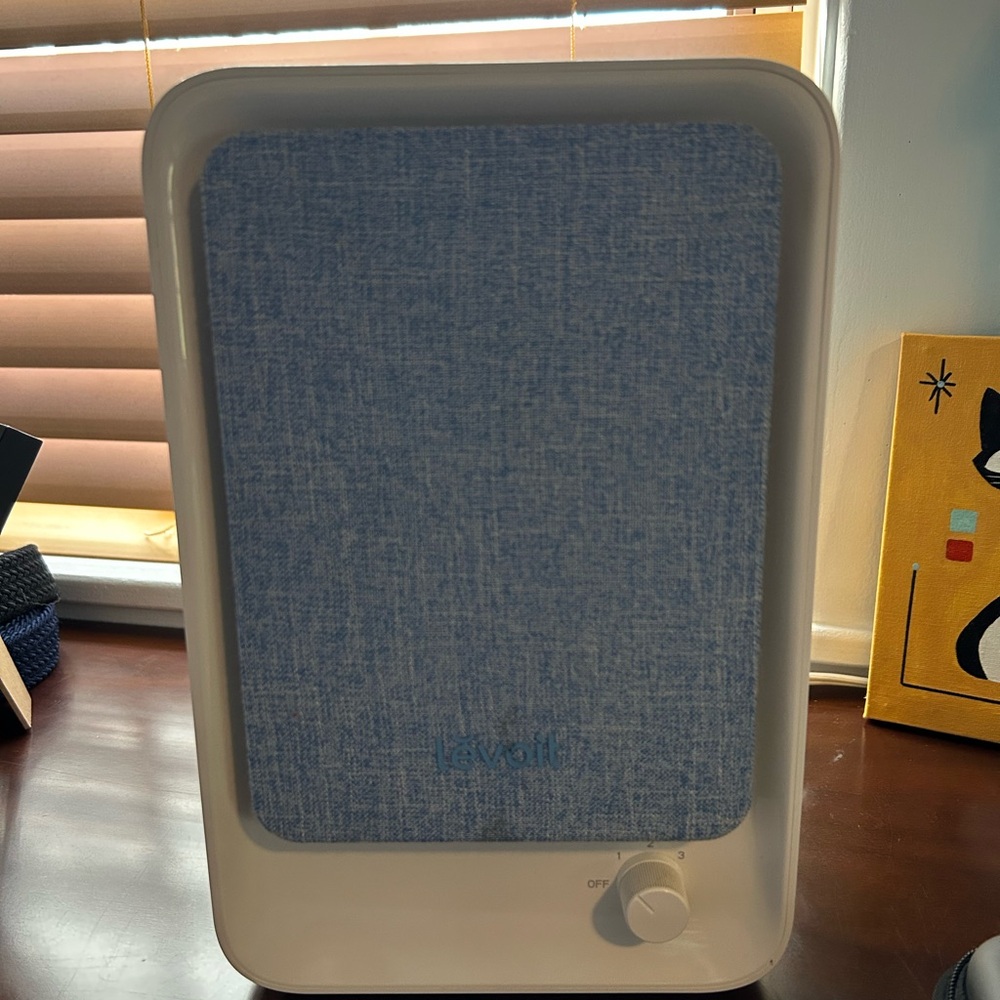 Levoit Blue and White Air Purifier